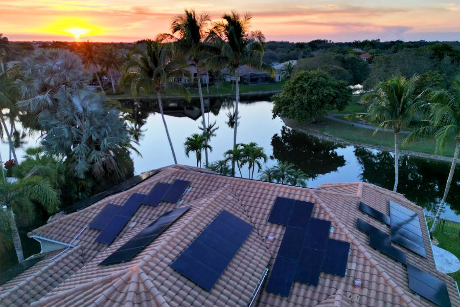 Homeowners Face Tight Deadline as Federal Solar Tax Credit May Sunset in 2025 Time could be running out for the federal solar tax credit